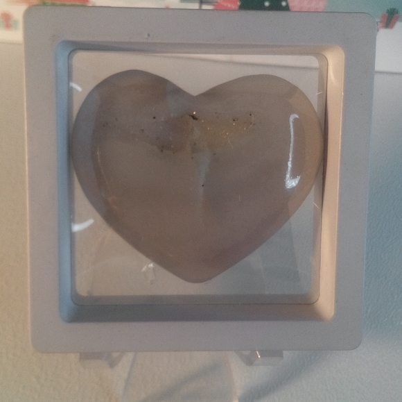 Druzy Agate Heart Crystal with Wood Display Case - Picture 4 of 4